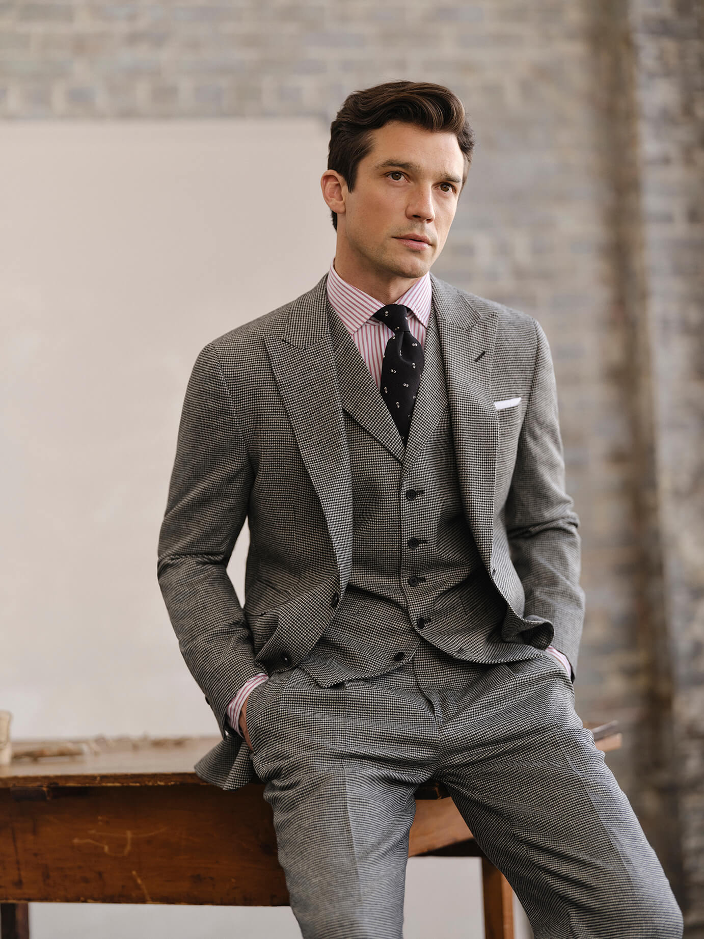 M_OCTOBER_FASHION_SUIT_SEPERATES_039_LOW